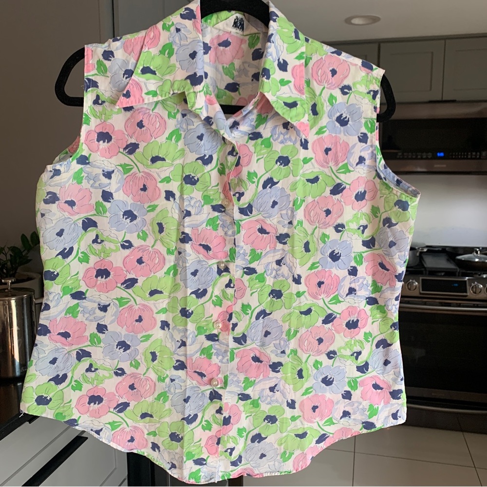 Vintage Floral Collared Button Down Blouse Tank